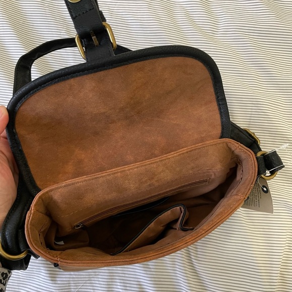 G.H. Bass & Co. Brown and Black Shoulder Bag - Picture 8 of 9